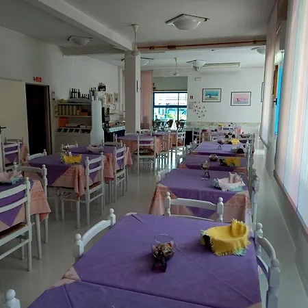 Rosalba Hotel 2*